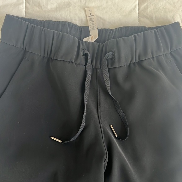 Lululemon travel drawstring pants - Black - Picture 4 of 10